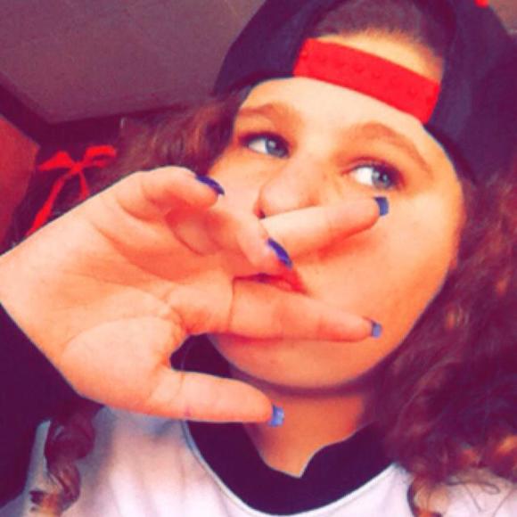 Meet your Posher, Kayla - Picture 1 of 1